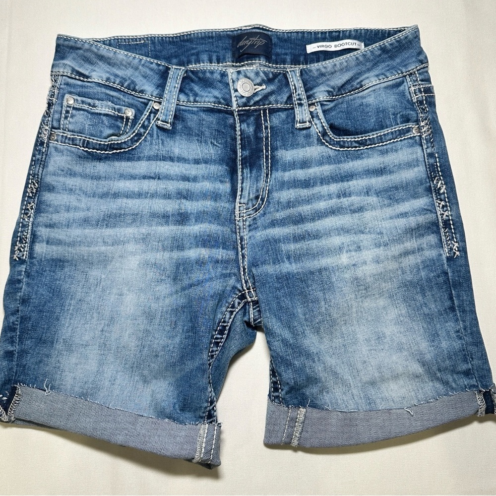 Day trip jean shorts